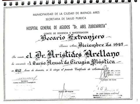 Becario extranjero — 1er Curso Anual de Cirugía Plástica (610 h) — Hospital Dr. Abel Zubizarreta · Buenos Aires, diciembre de 1987