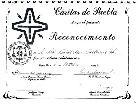 Reconocimiento — Cáritas de Puebla — Mons. Rosendo Huesca Pacheco · Puebla, 4 de octubre de 1992