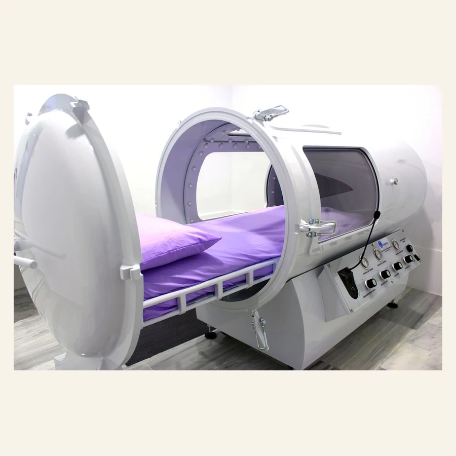Cámara hiperbárica monoplaza rígida del consultorio del Dr. Arístides Arellano en Puebla