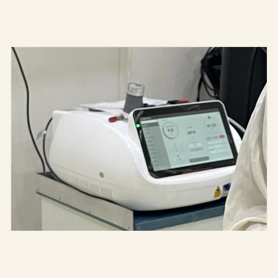 Endolyse — 1470 nm interstitial endolaser at Dr. Arístides Arellano&rsquo;s practice in Puebla