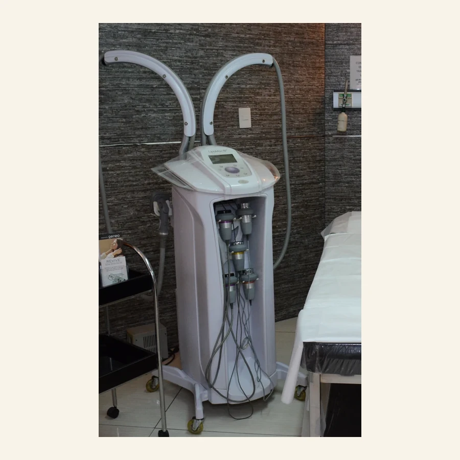 LipoMax RF · LipoMax — equipment at Dr. Arístides Arellano&rsquo;s practice in Puebla